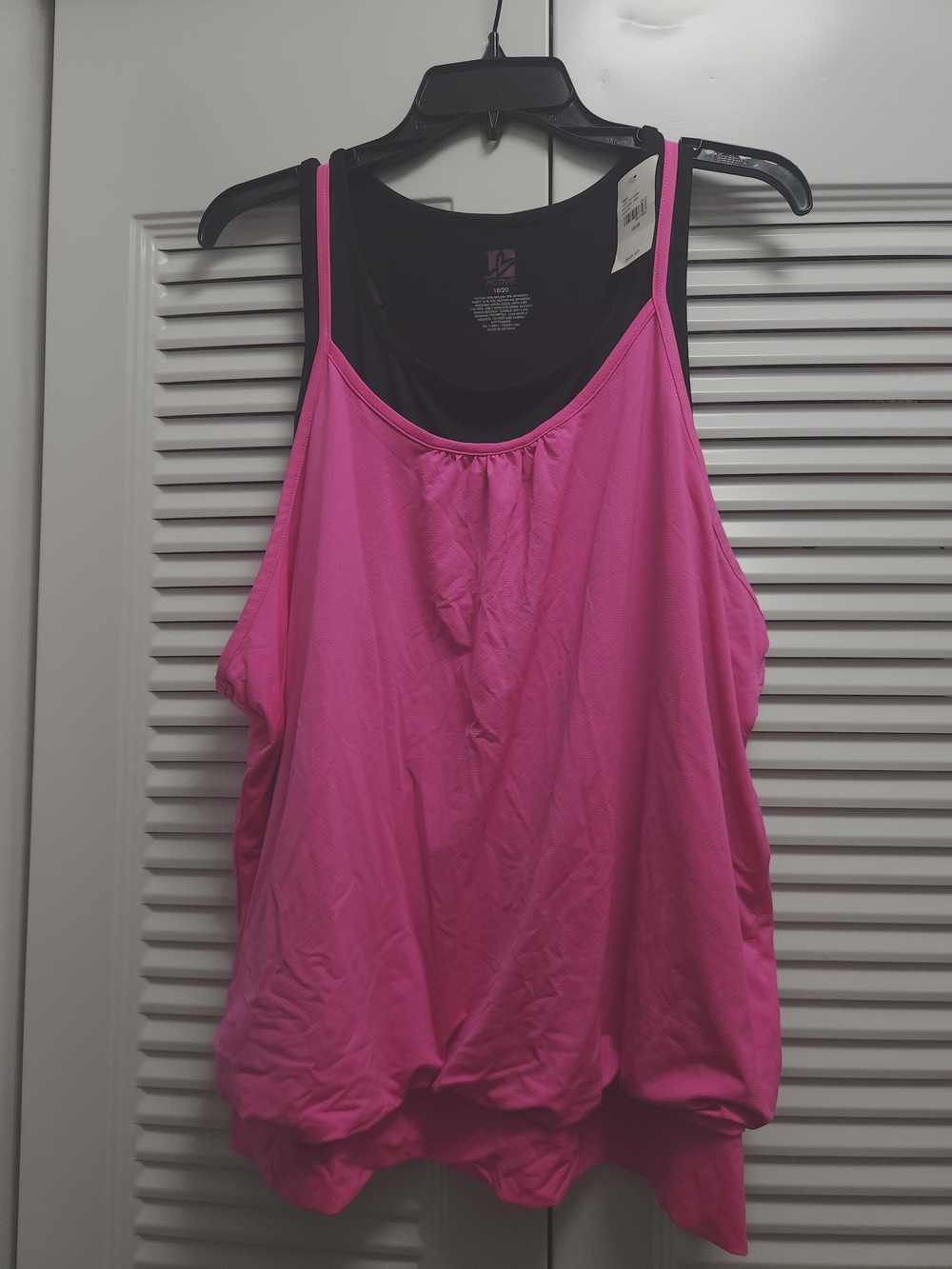 Love Active Women’s Pink & Black Athletic Tank Top Size 18/20 NWT